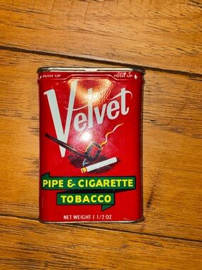 Antique Velvet Tobacco Tin